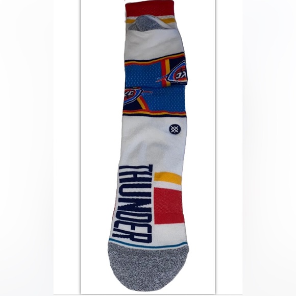 Stance NBA OKC Thunder Crew Socks 1 Pair Men 6-8.5 W8-10.5 White Logo Basketball - Picture 7 of 8